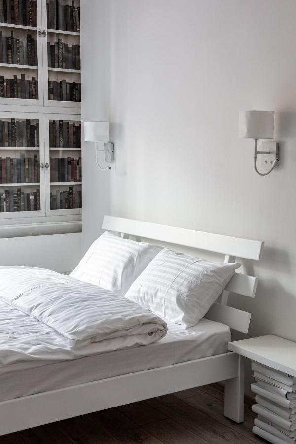 Bookinist Apartment Λβιβ Εξωτερικό φωτογραφία