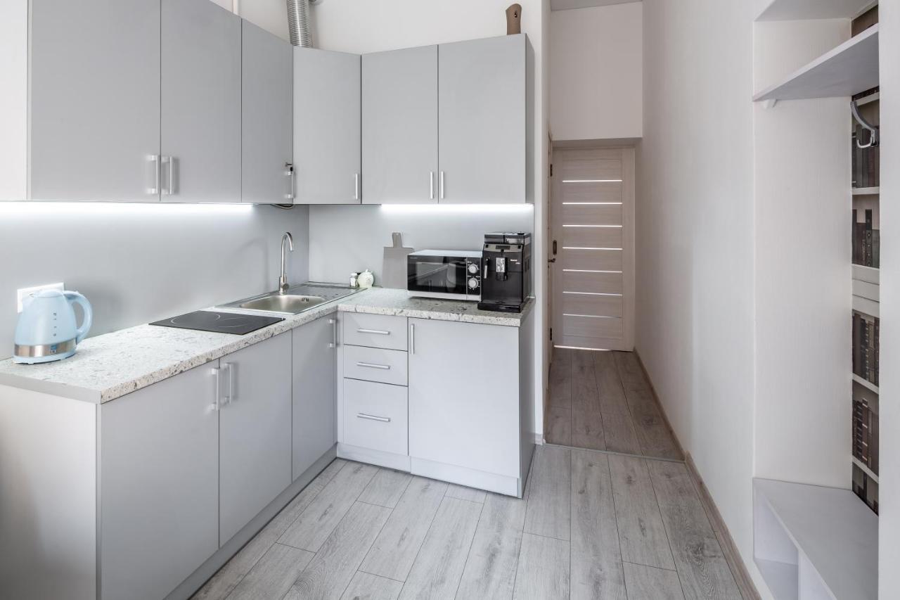 Bookinist Apartment Λβιβ Εξωτερικό φωτογραφία