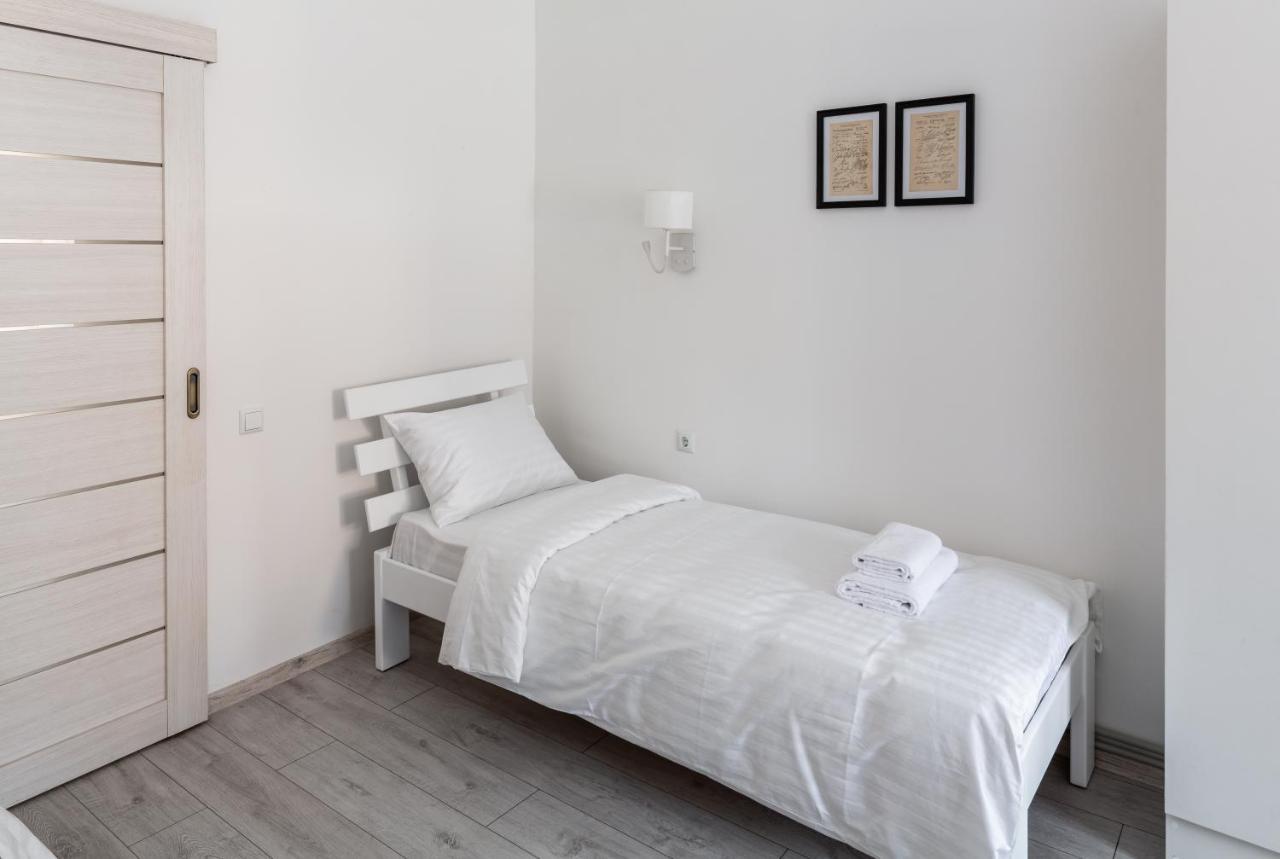 Bookinist Apartment Λβιβ Εξωτερικό φωτογραφία
